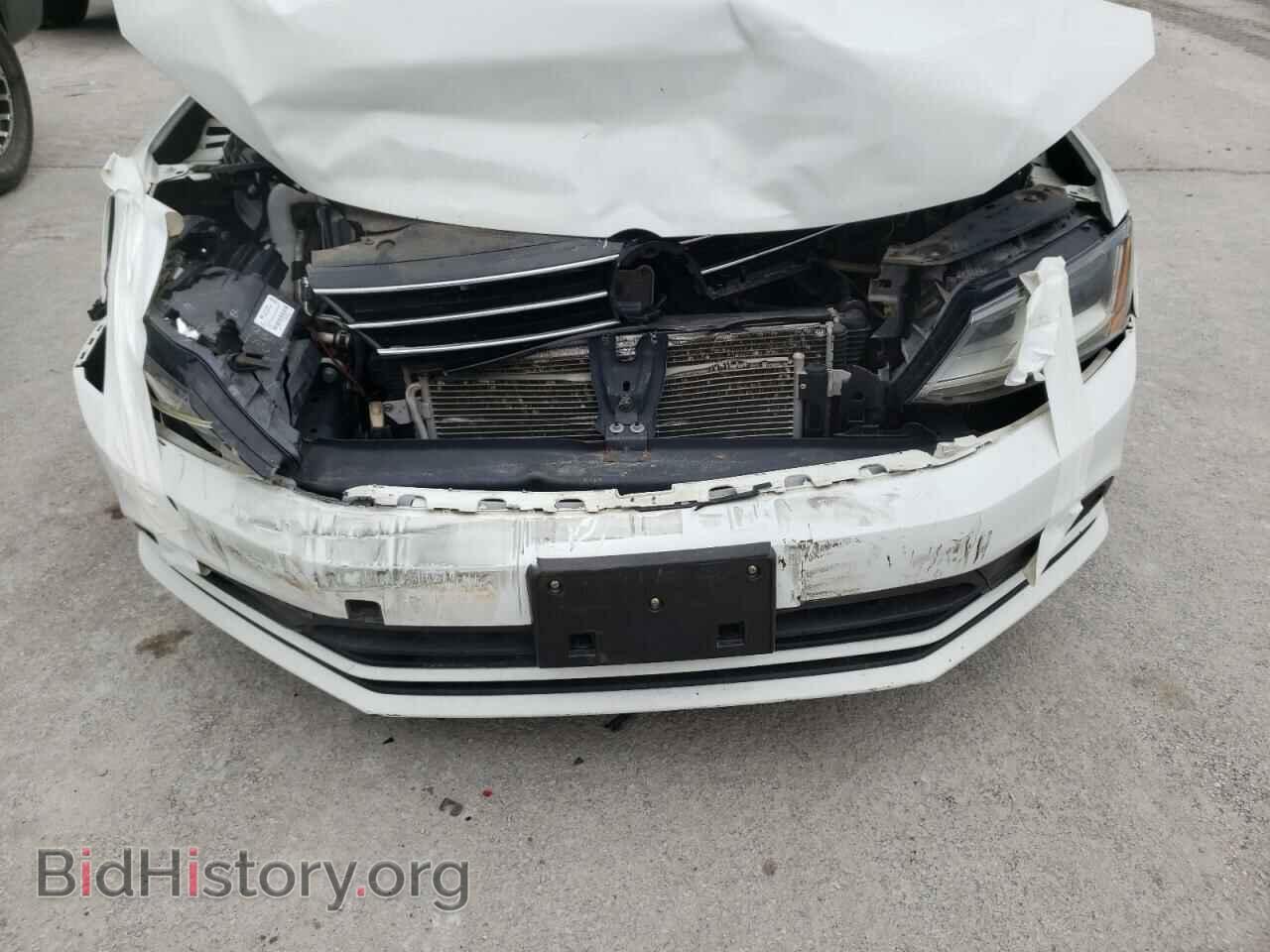 2017 VOLKSWAGEN JETTA - VIN: 3VWDB7AJ6HM277012 - Фото 9
