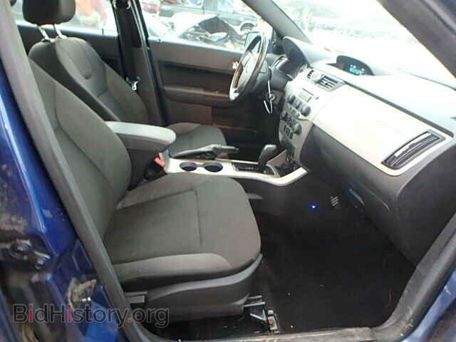 2009 FORD FOCUS - VIN: 1FAHP36N59W155159 - Фото 5