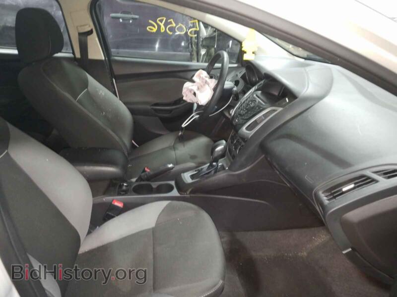2014 Ford FOCUS (VIN 1FADP3F25EL298905) — photo 5 of 10