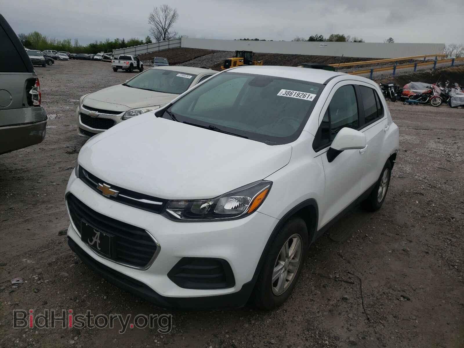 2019 CHEVROLET TRAX - VIN: 3GNCJKSB4KL274111 - Фото 2