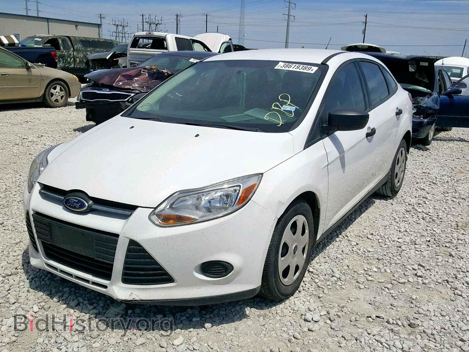 2013 FORD FOCUS - VIN: 1FADP3E26DL318997 - Photo 2