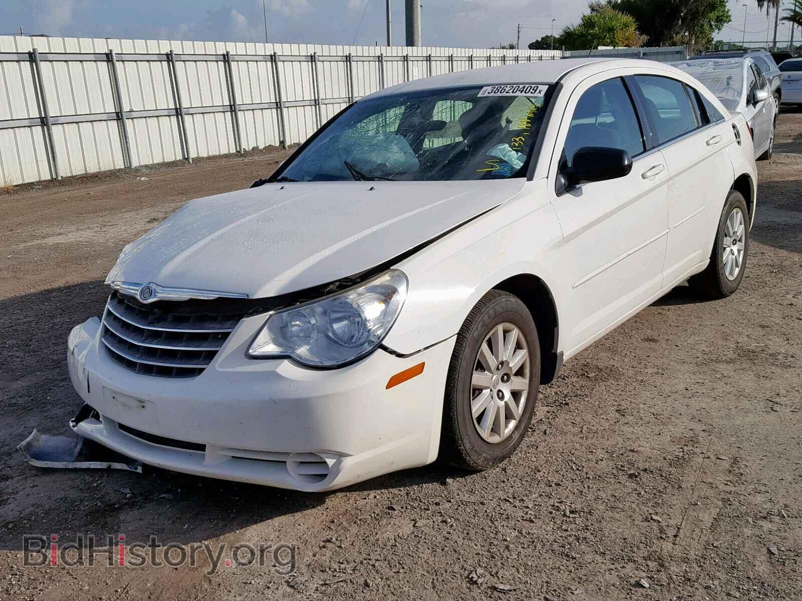 2010 CHRYSLER SEBRING - VIN: 1C3CC4FB8AN177621 - Фото 2