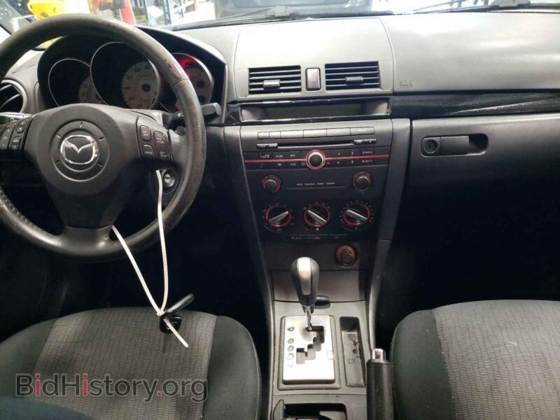 2008 Mazda 3 (VIN JM1BK32F181176115) — фото 9 из 10
