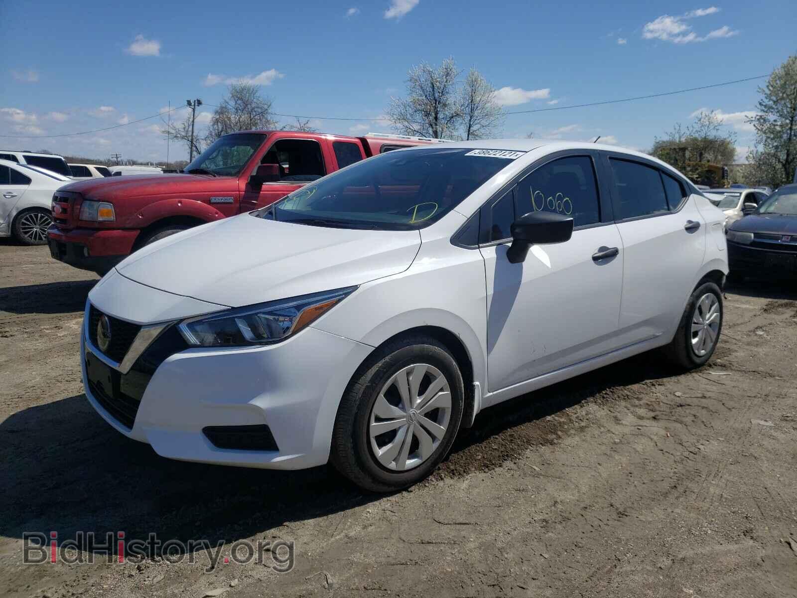 2020 NISSAN VERSA - VIN: 3N1CN8DV4LL807635 - Фото 2