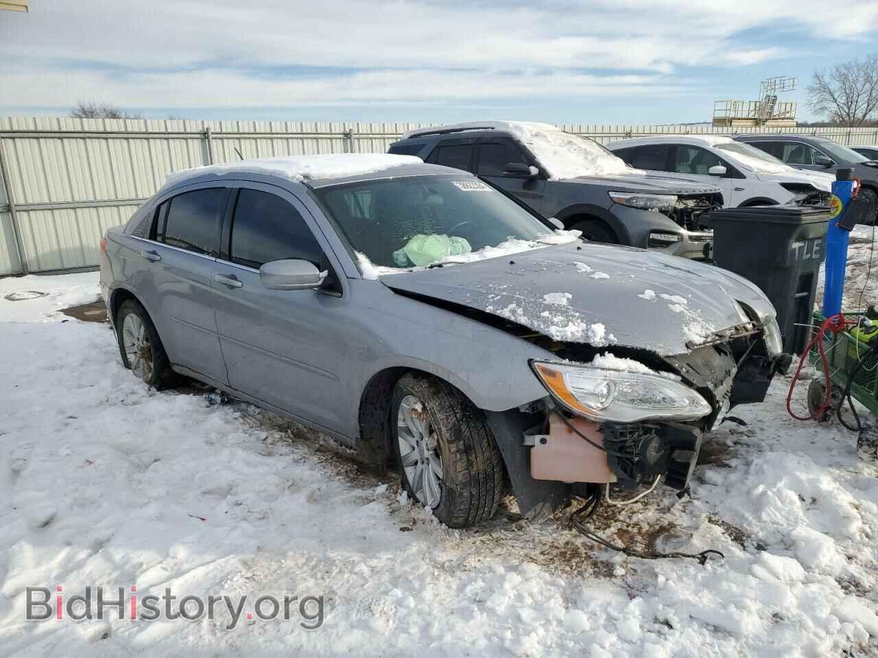 2013 CHRYSLER 200 - VIN: 1C3CCBBG0DN704271 - Photo 4