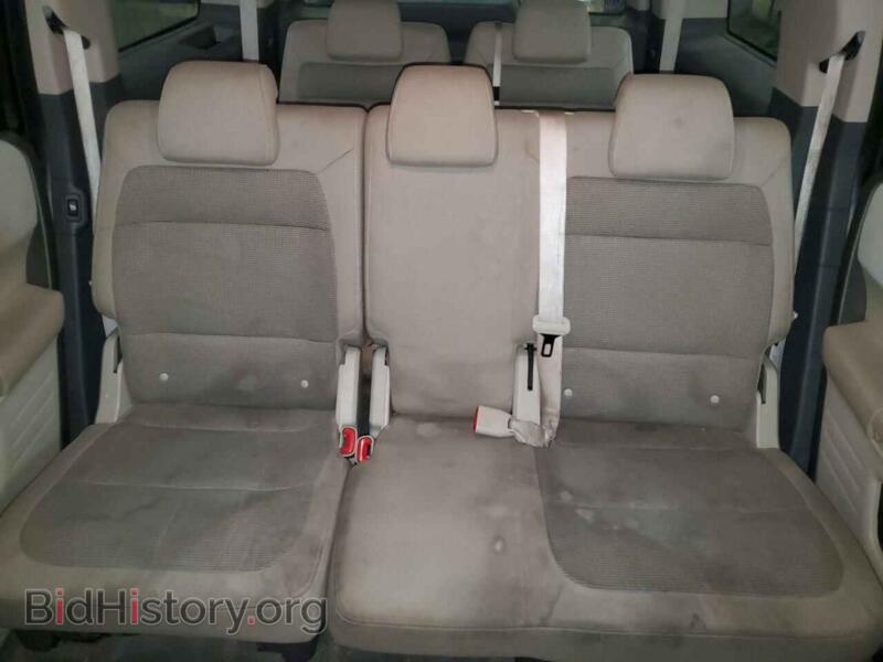 2011 Ford FLEX (VIN 2FMGK5BC2BBD10760) — photo 10 of 13