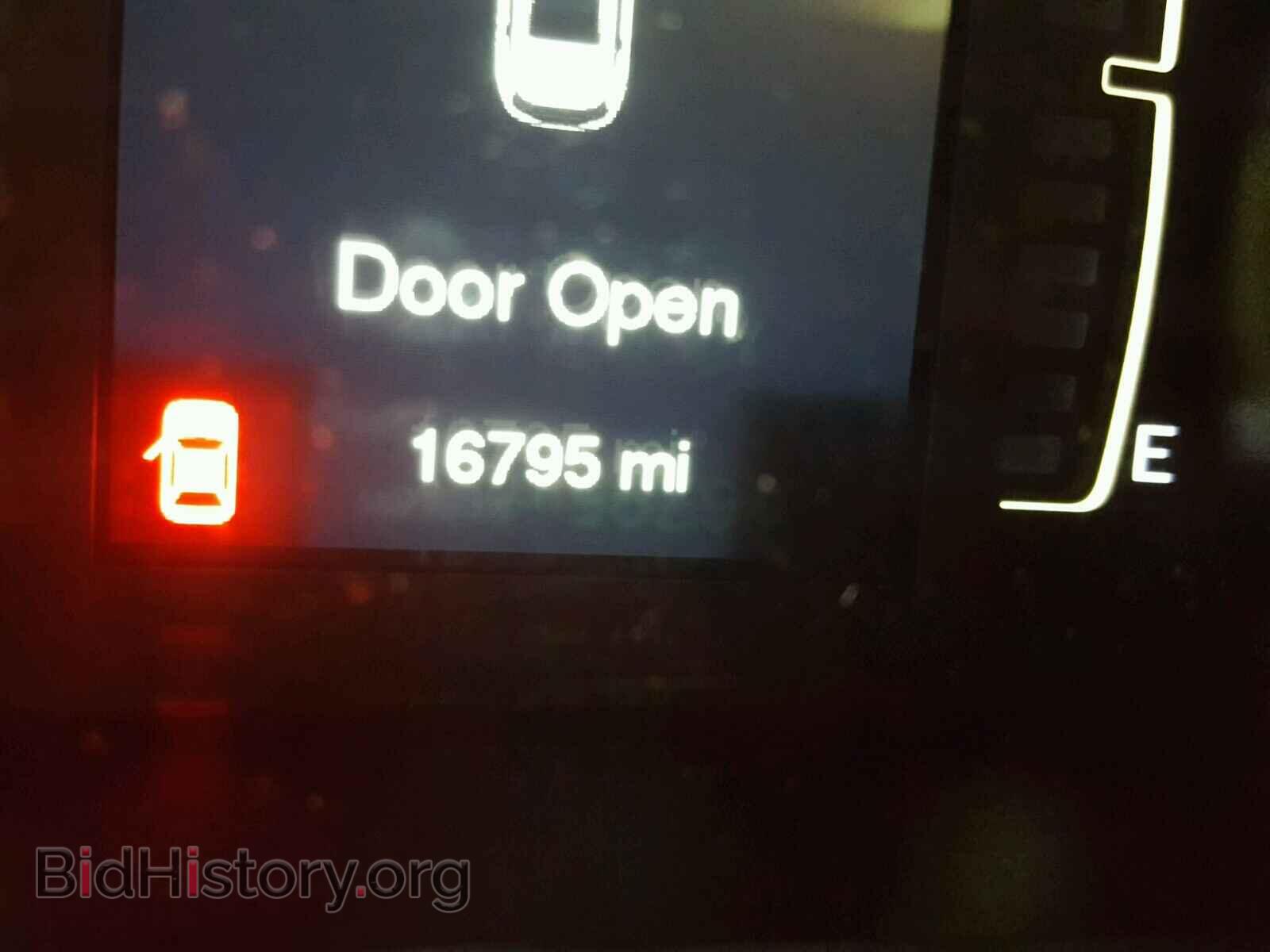 2017 JEEP CHEROKEE - VIN: 1C4PJMCS2HW509063 - Photo 8
