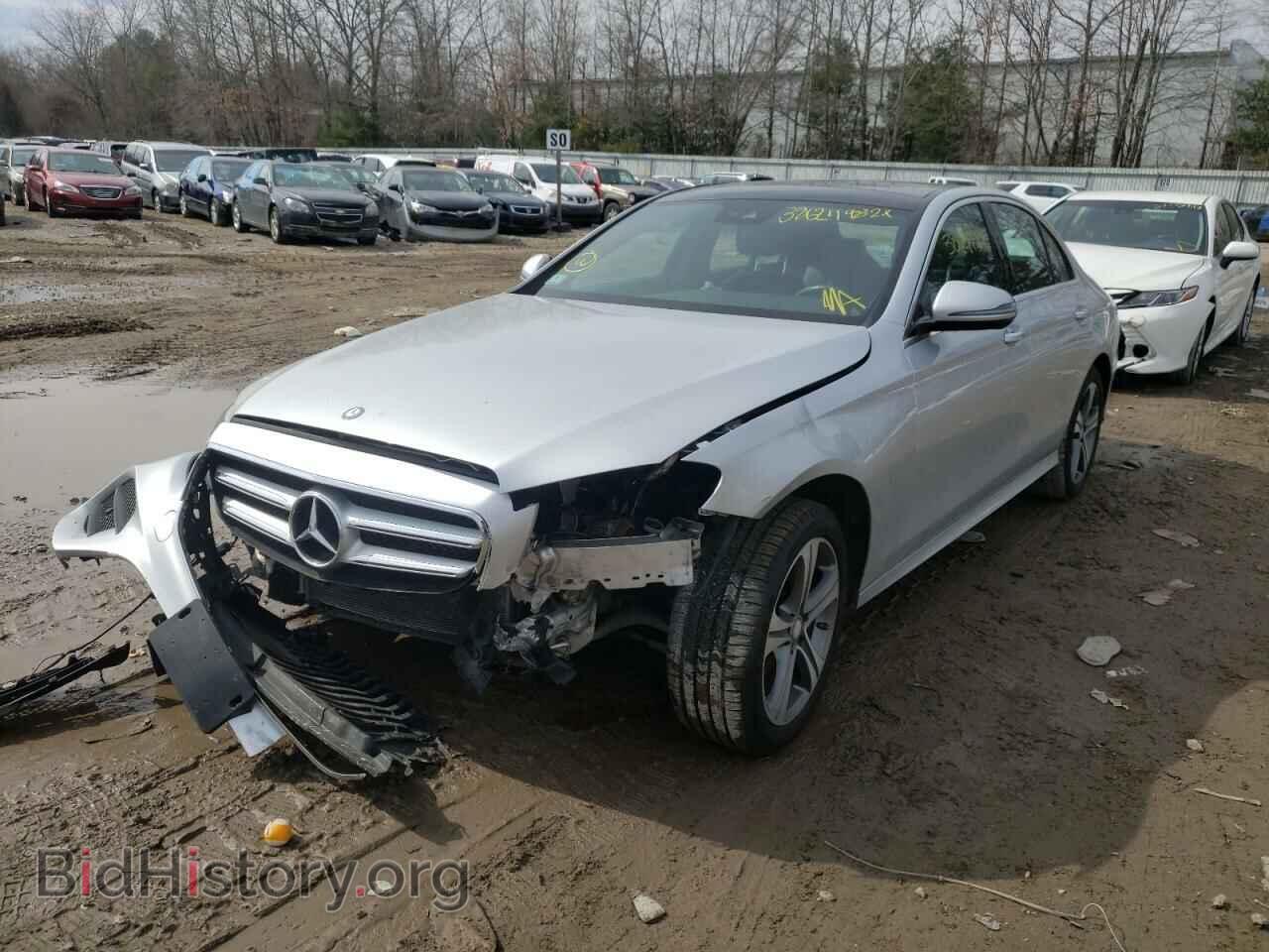 2017 MERCEDES-BENZ E-CLASS - VIN: WDDZF4KB0HA201646 - Фото 2