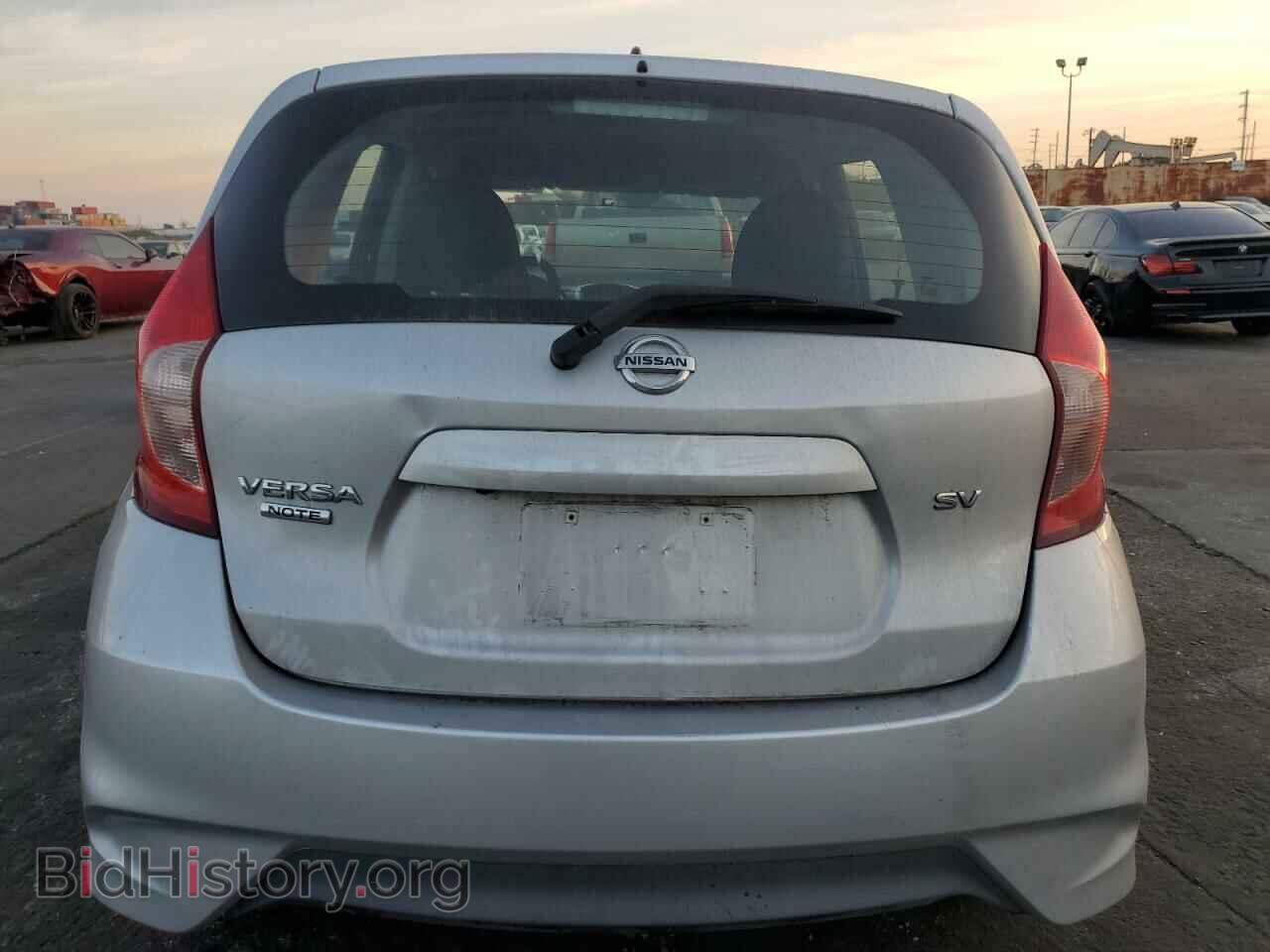 2017 NISSAN VERSA - VIN: 3N1CE2CP1HL359488 - Фото 6