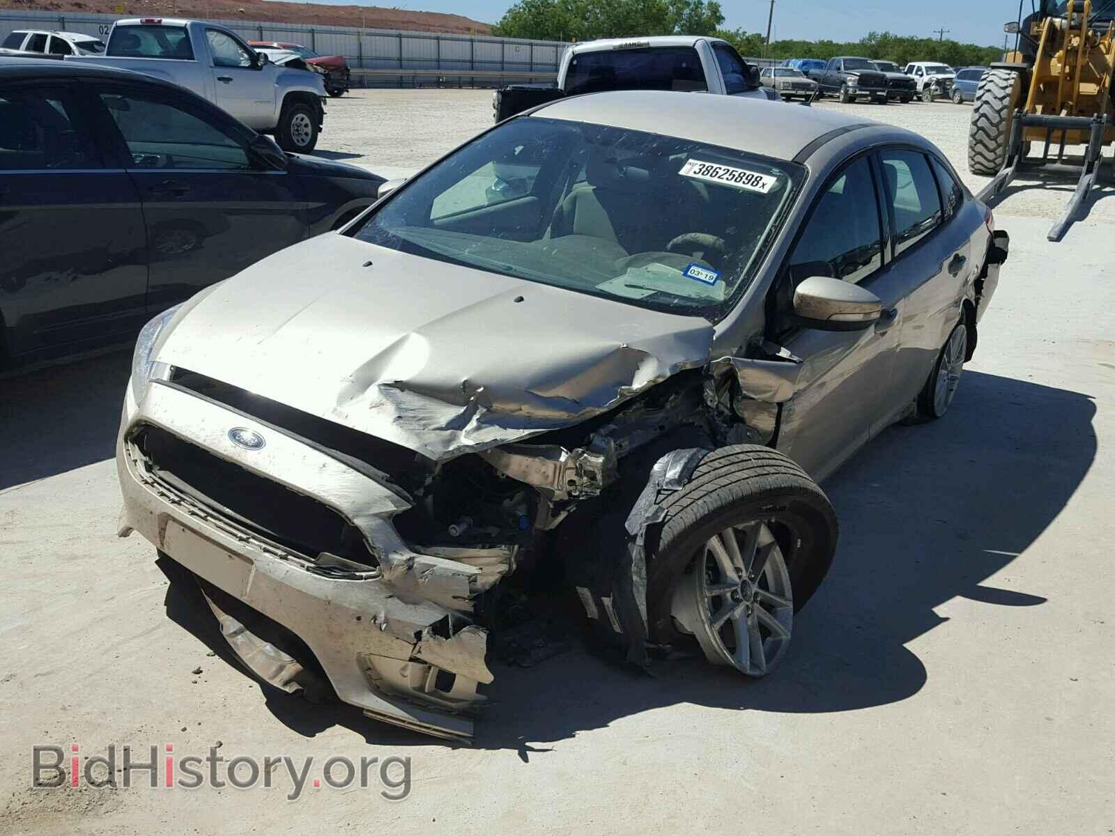 2017 FORD FOCUS - VIN: 1FADP3F21HL205043 - Фото 2