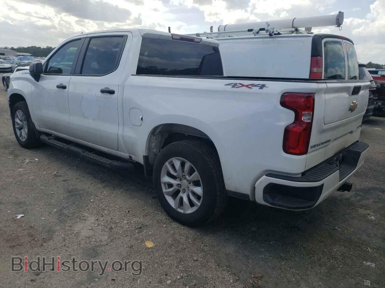 2021 CHEVROLET SILVERADO - VIN: 3GCPYBEK3MG284576 - Фото 2