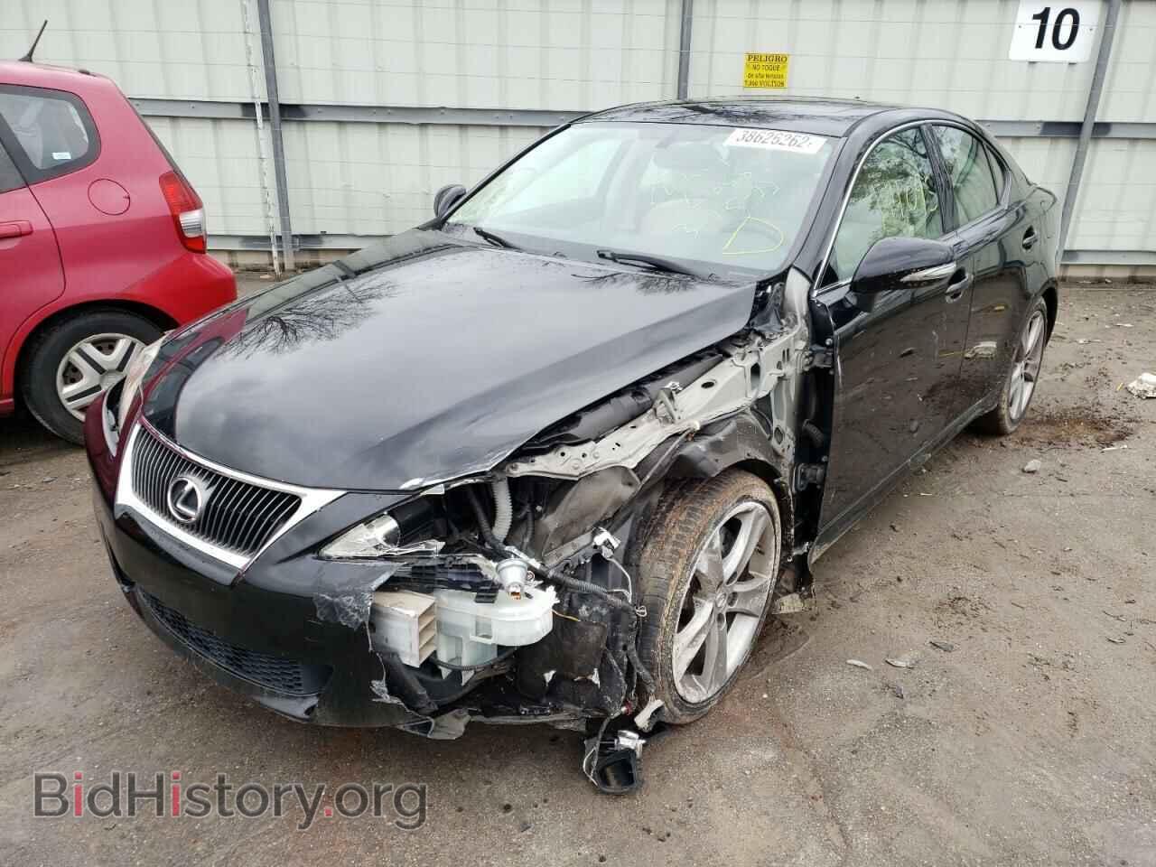 2011 LEXUS IS - VIN: JTHBF5C23B5145118 - Photo 2