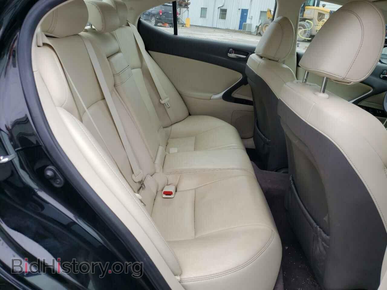 2011 LEXUS IS - VIN: JTHBF5C23B5145118 - Photo 6