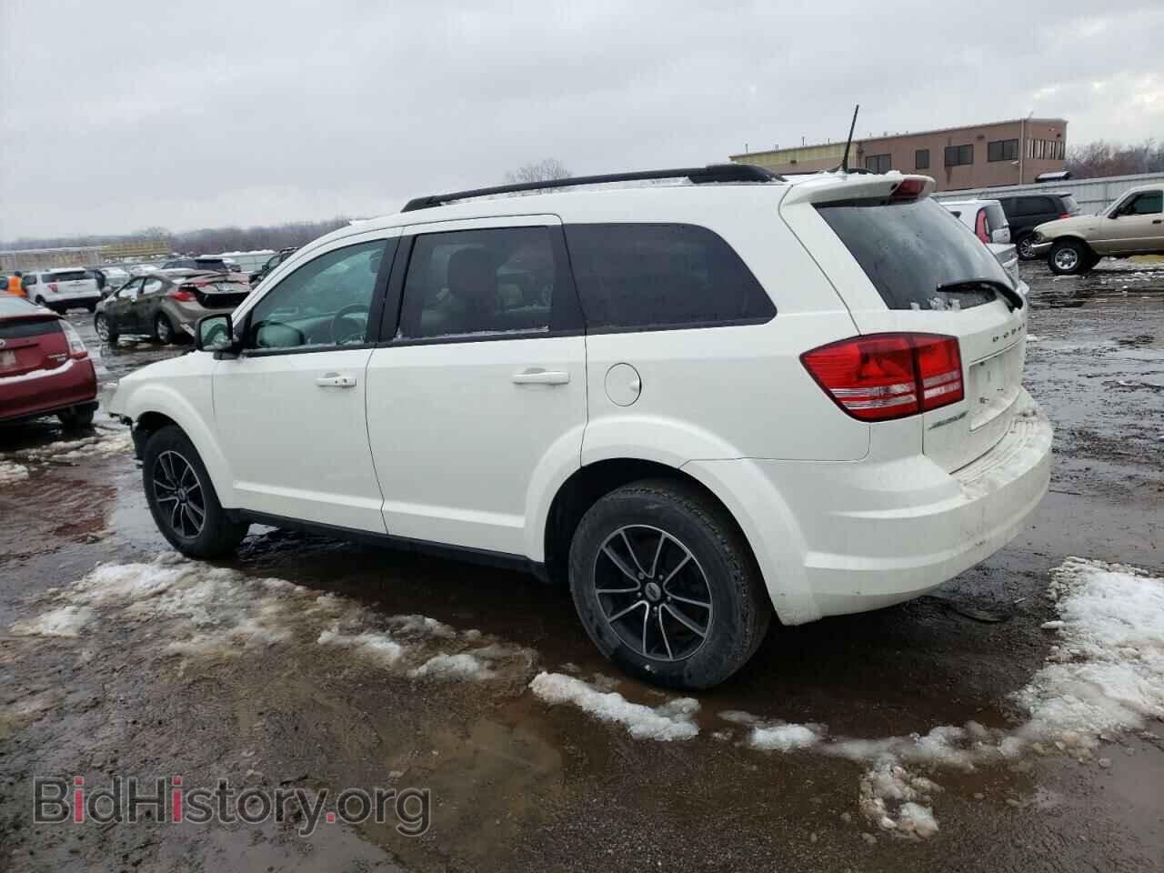 2018 DODGE JOURNEY - VIN: 3C4PDCAB7JT529986 - Фото 2