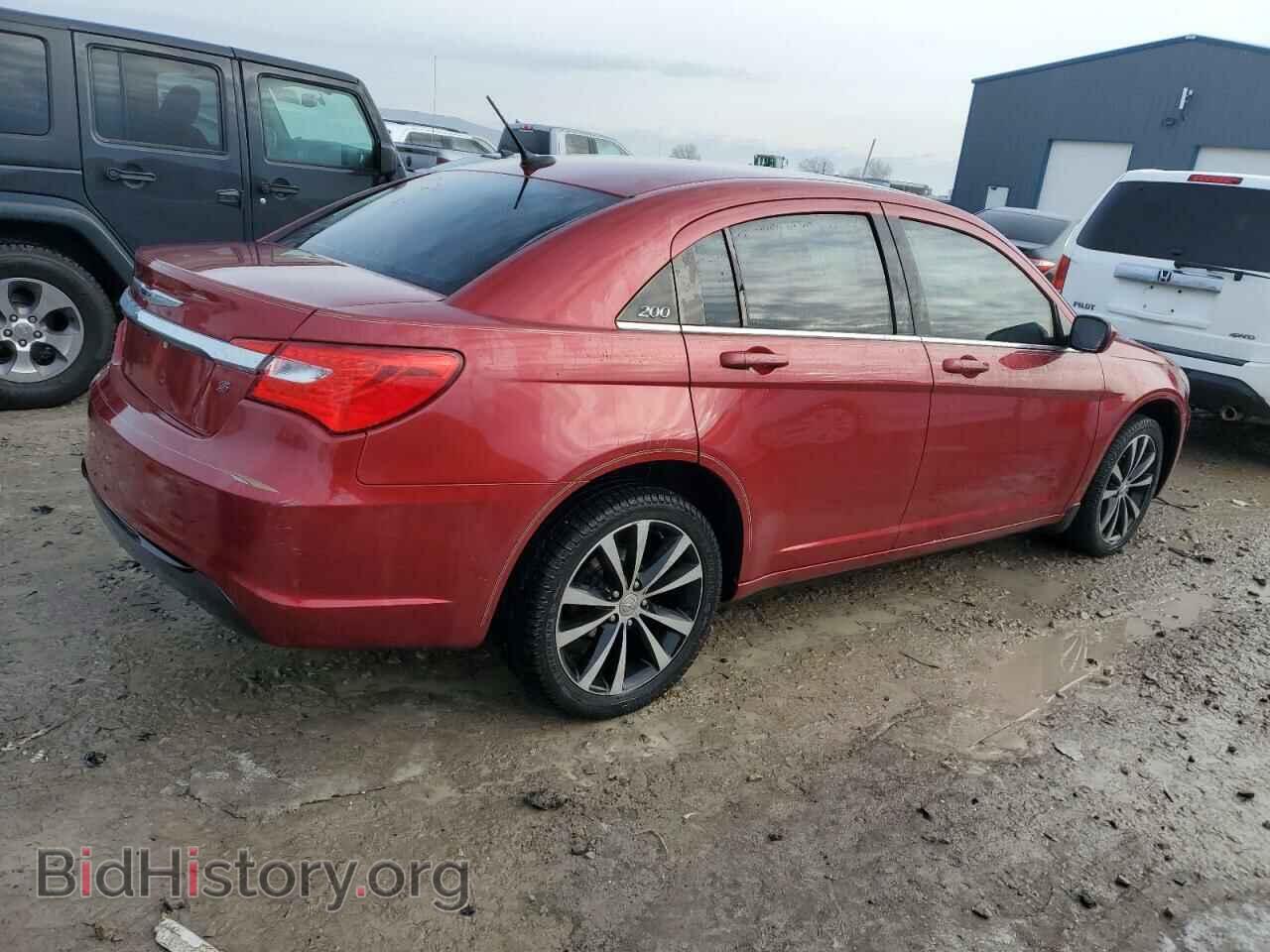 2011 CHRYSLER 200 - VIN: 1C3BC8FG3BN600850 - Фото 3