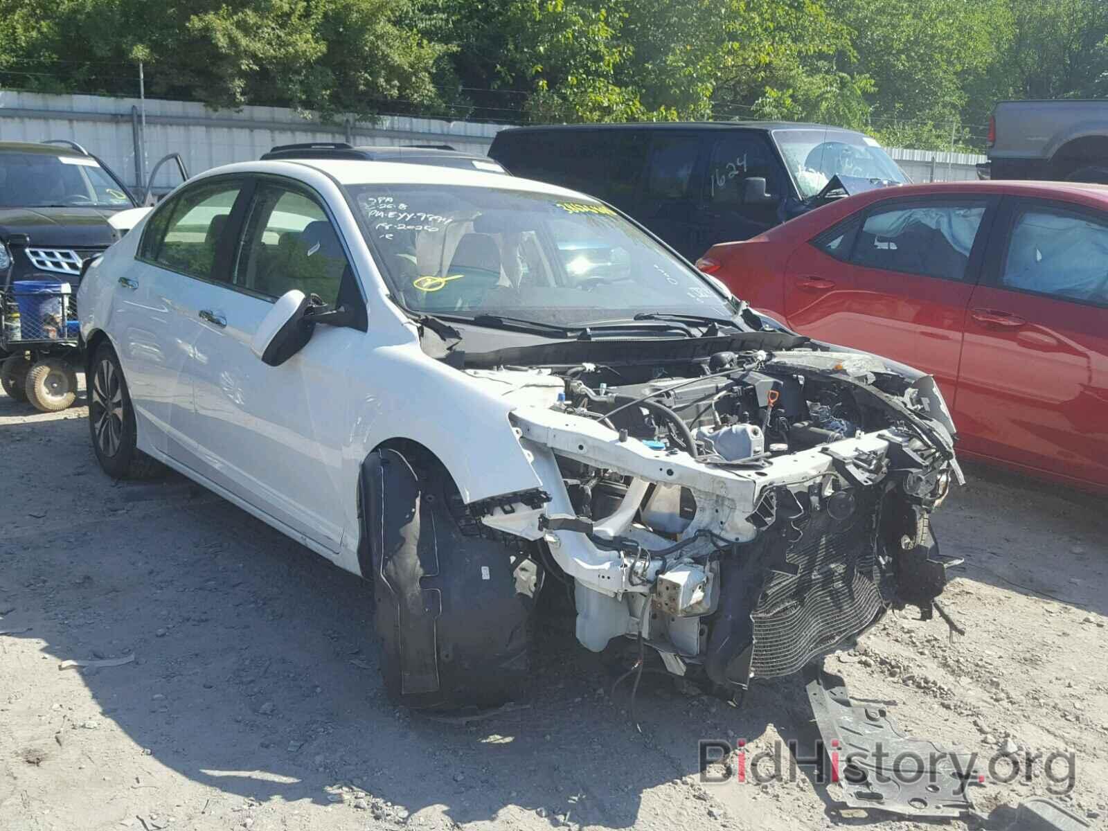 Photo 1HGCR2F30DA112136 - HONDA ACCORD LX 2013