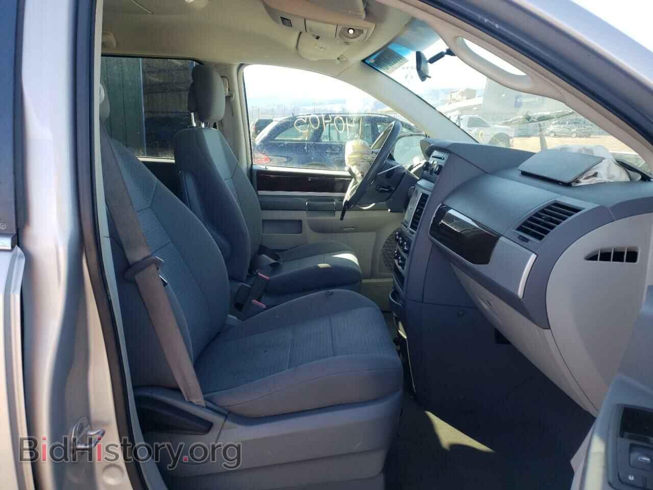 2010 CHRYSLER MINIVAN - VIN: 2A4RR5D17AR346772 - Фото 5
