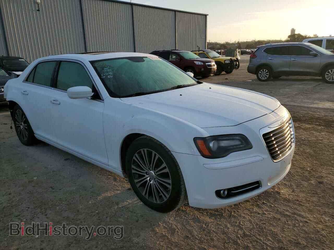 2013 CHRYSLER 300 - VIN: 2C3CCABG9DH557872 - Фото 4