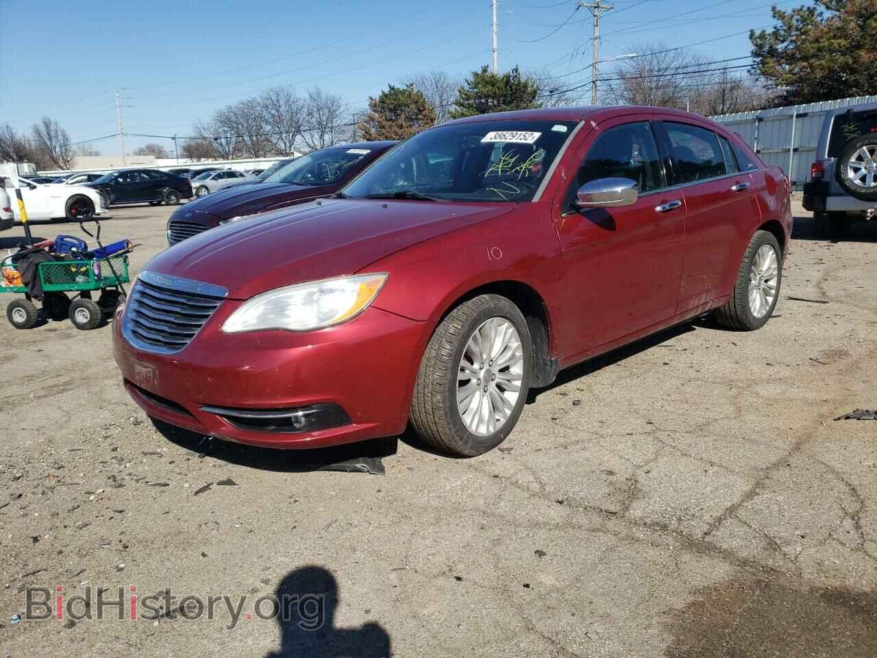 2011 CHRYSLER 200 - VIN: 1C3BC2FG9BN532969 - Фото 2