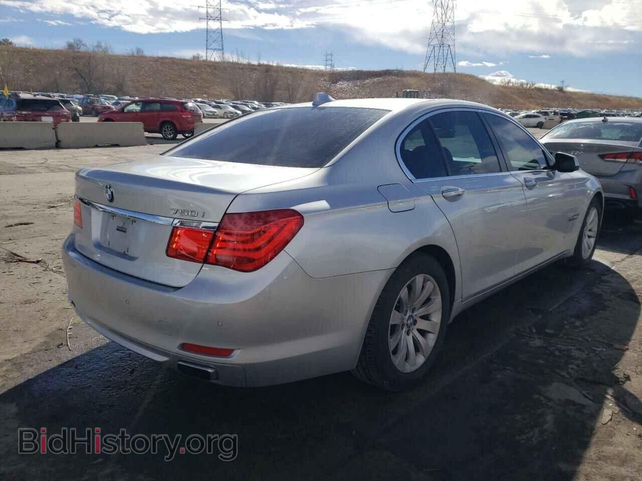 2011 BMW 7 SERIES - VIN: WBAKC6C53BC395400 - Фото 3