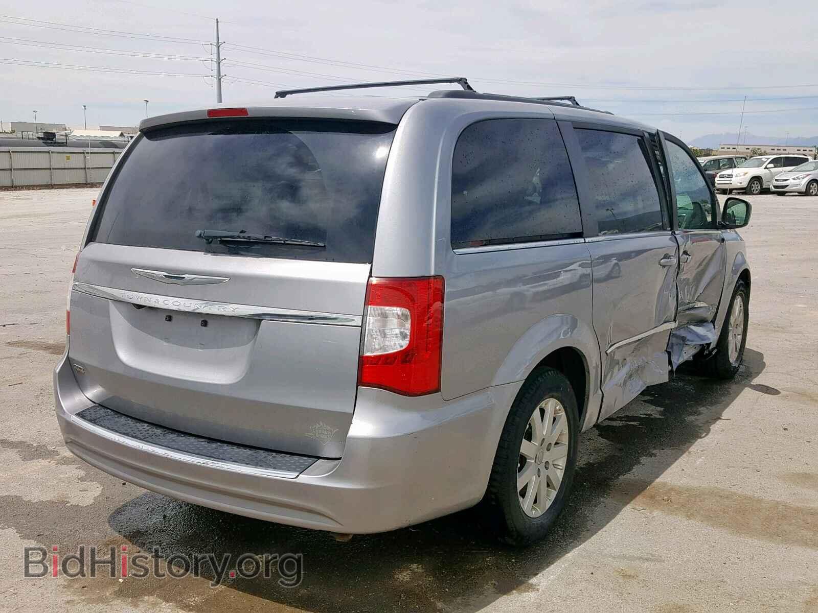 2014 CHRYSLER TOWN & COU - VIN: 2C4RC1BG7ER203575 - Фото 4