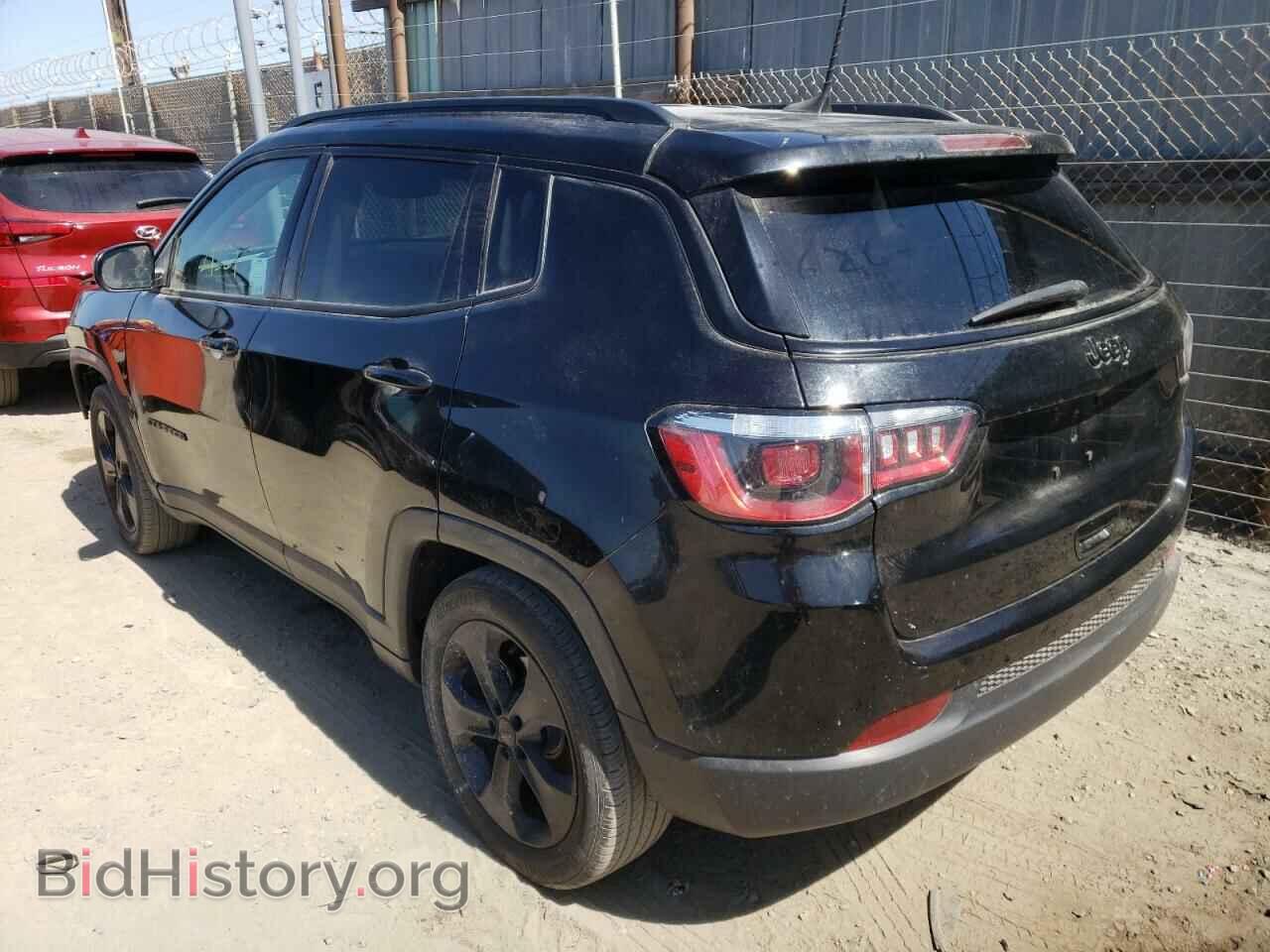 2019 JEEP COMPASS - VIN: 3C4NJCBB8KT749296 - Фото 3