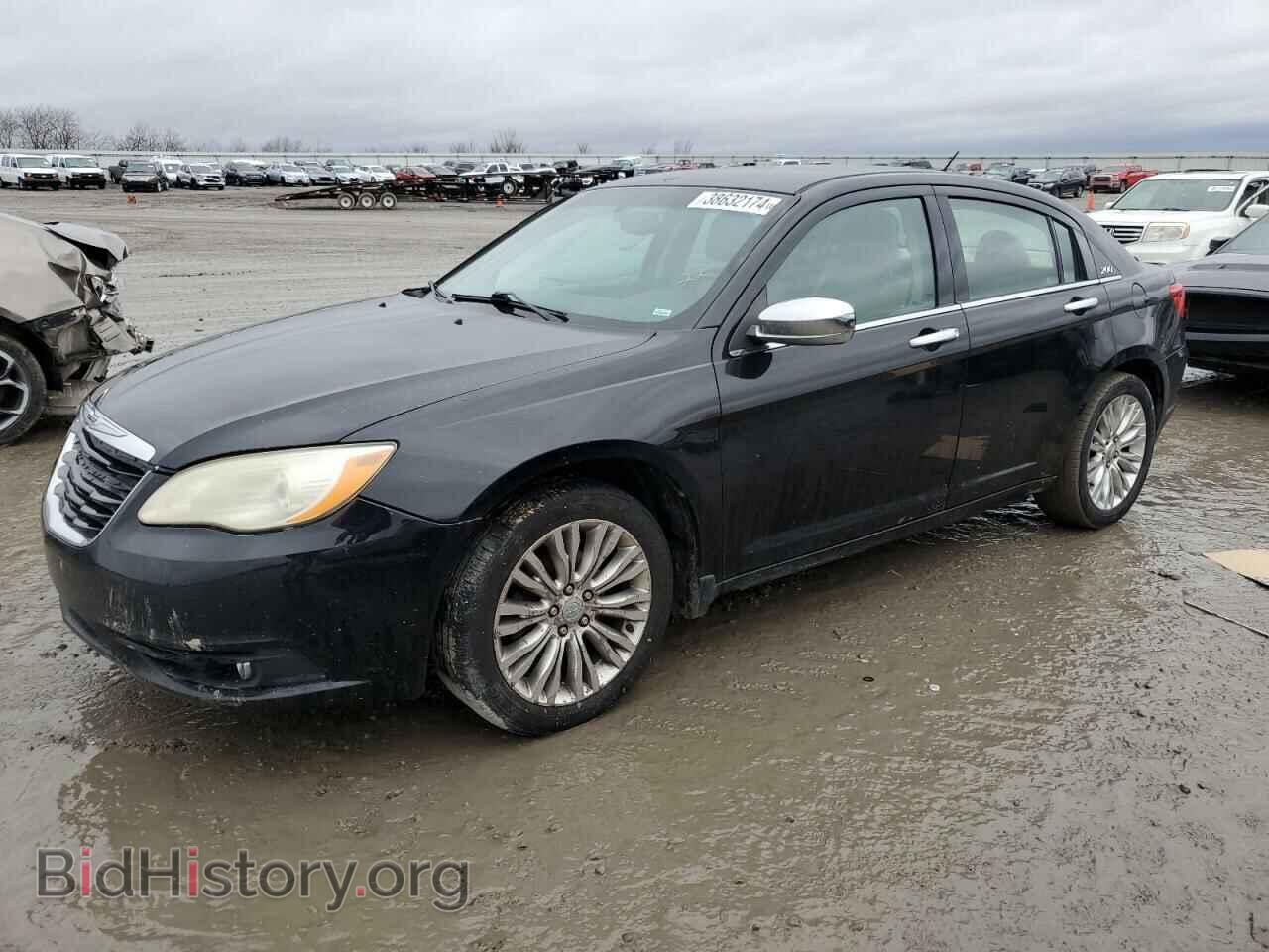 Photo 1C3BC2FB4BN583235 - CHRYSLER 200 2011