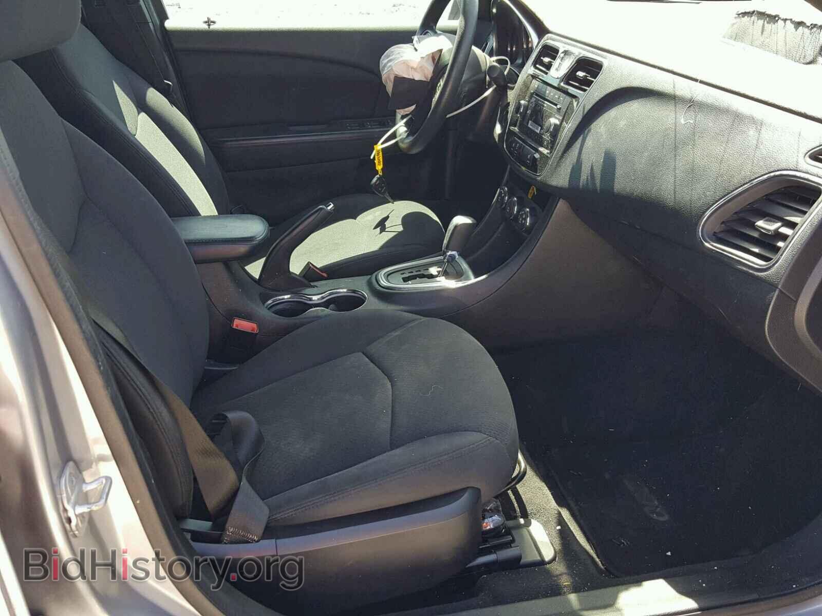 2013 CHRYSLER 200 - VIN: 1C3CCBAG3DN767298 - Фото 5