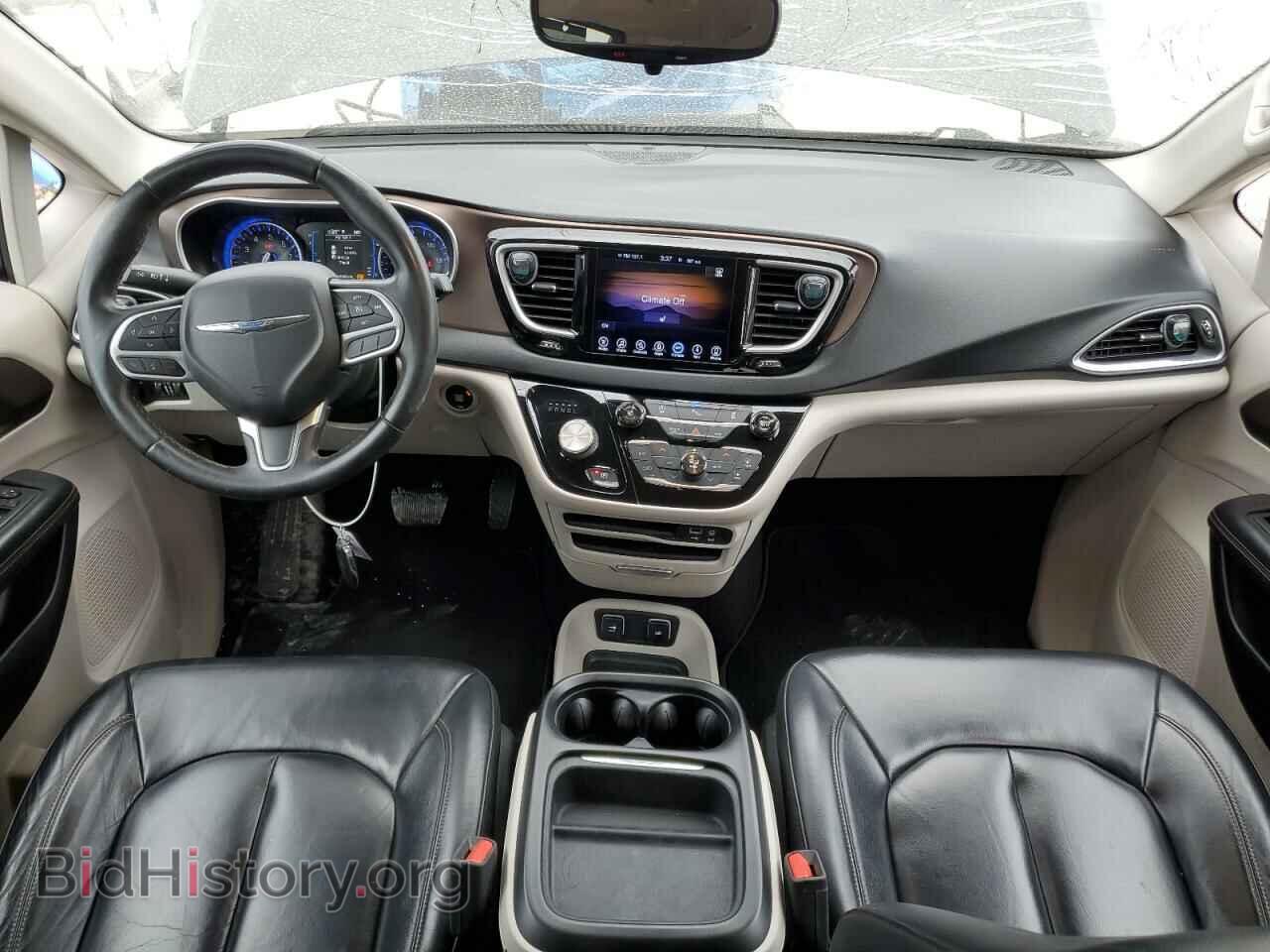 2017 CHRYSLER PACIFICA - VIN: 2C4RC1BG2HR670200 - Photo 8