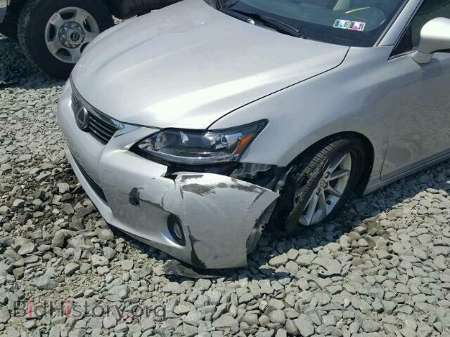 2011 LEXUS CT 200 - VIN: JTHKD5BH1B2002004 - Фото 9