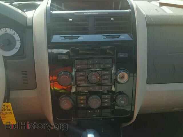 2008 MAZDA TRIBUTE - VIN: 4F2CZ49H28KM16263 - Фото 9