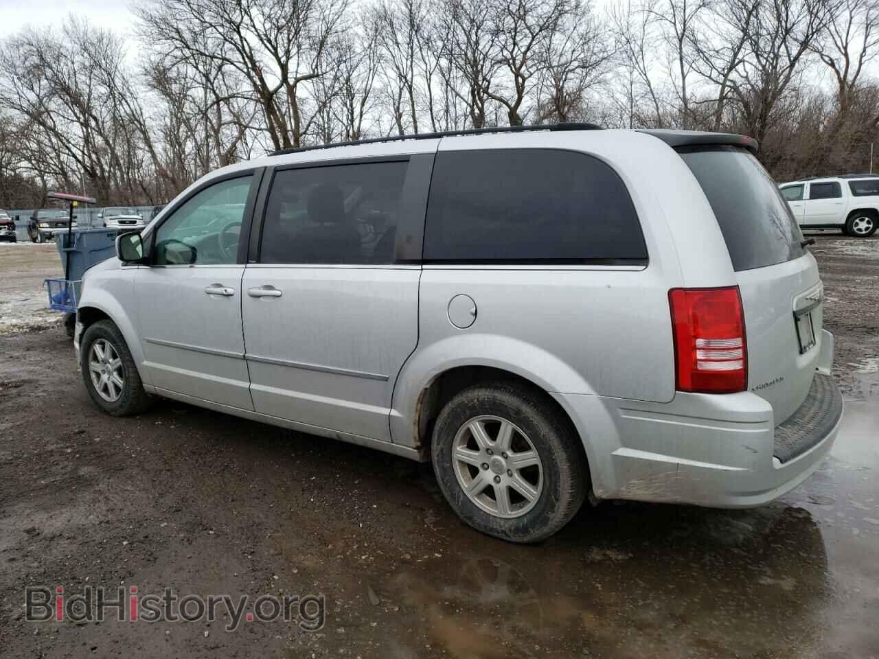 2010 CHRYSLER MINIVAN - VIN: 2A4RR5D1XAR346121 - Фото 2