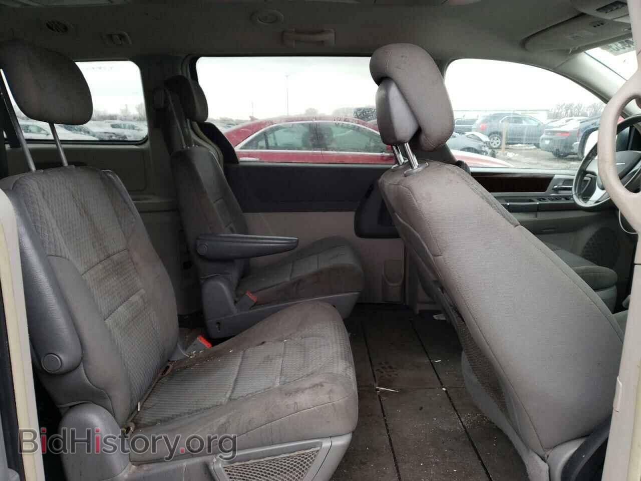2010 CHRYSLER MINIVAN - VIN: 2A4RR5D1XAR346121 - Фото 11
