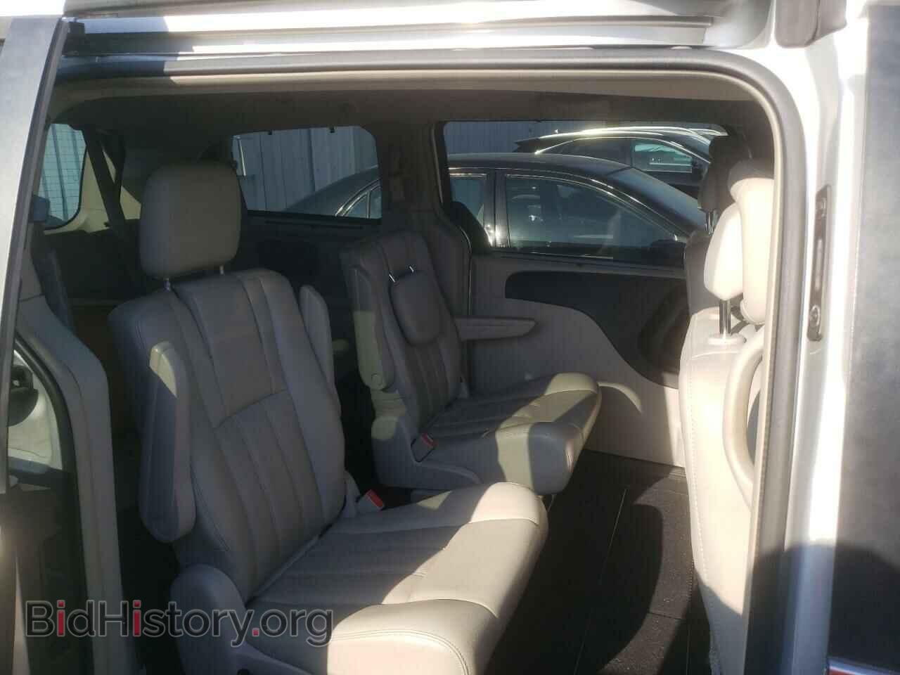 2011 CHRYSLER MINIVAN - VIN: 2A4RR8DG2BR676116 - Фото 6