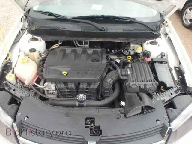 2010 DODGE AVENGER - VIN: 1B3CC5FB2AN138624 - Фото 7