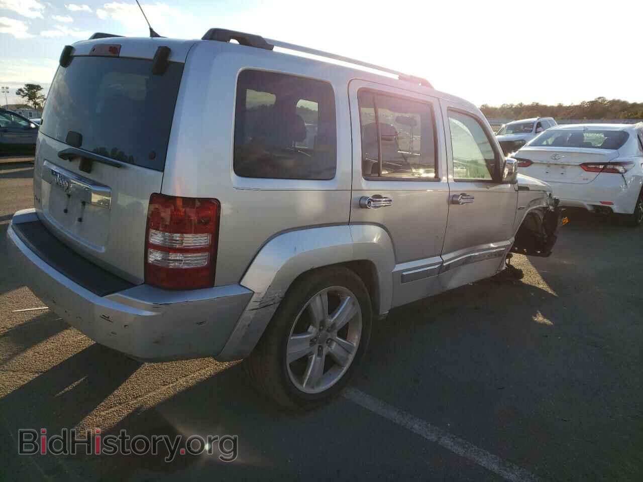 2011 JEEP LIBERTY - VIN: 1J4PN2GK2BW588271 - Фото 3
