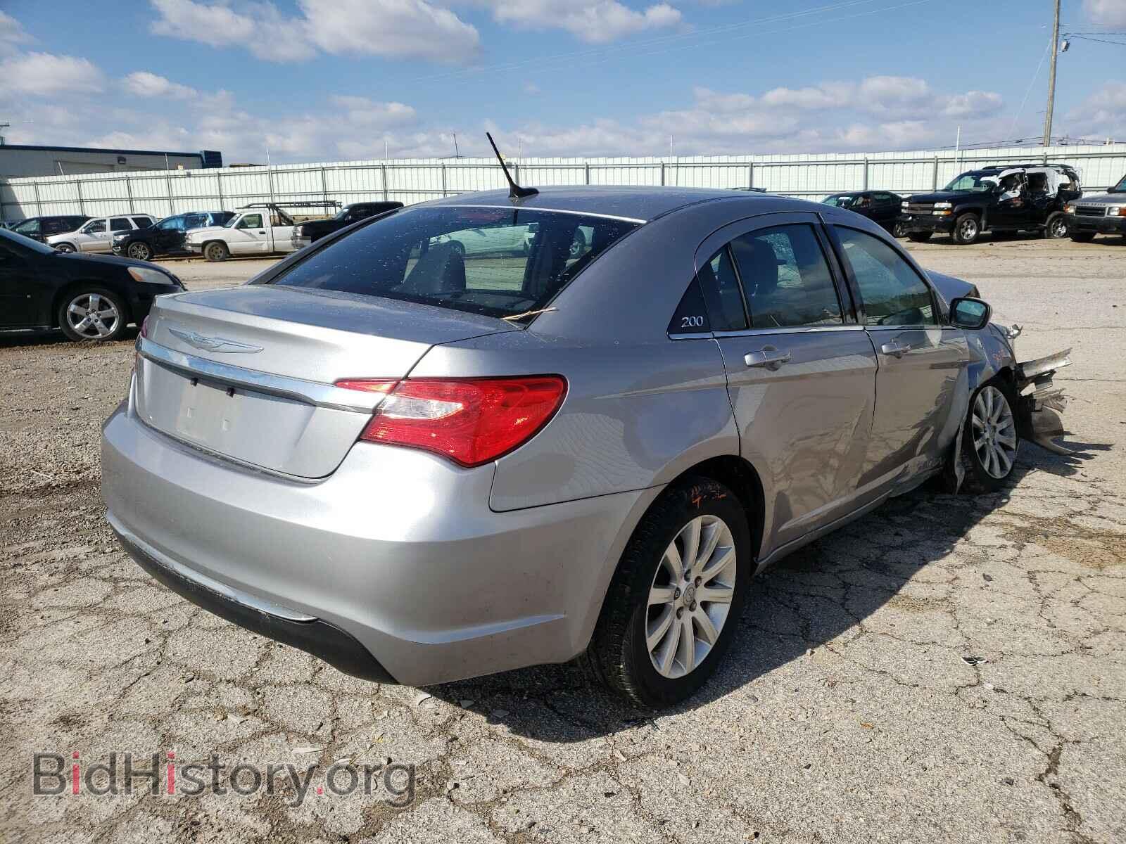 2013 CHRYSLER 200 - VIN: 1C3CCBBB4DN692467 - Фото 4