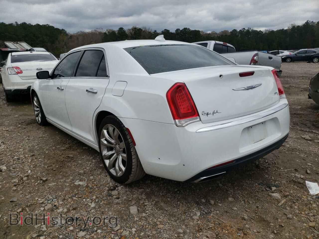 2017 CHRYSLER 300 - VIN: 2C3CCAEG9HH597015 - Фото 3