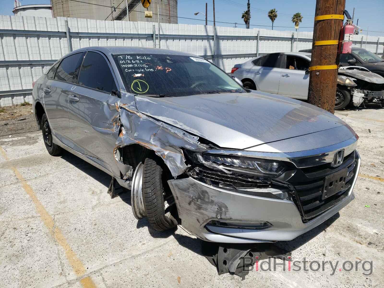 Фотография 1HGCV1F18KA163045 - HONDA ACCORD 2019