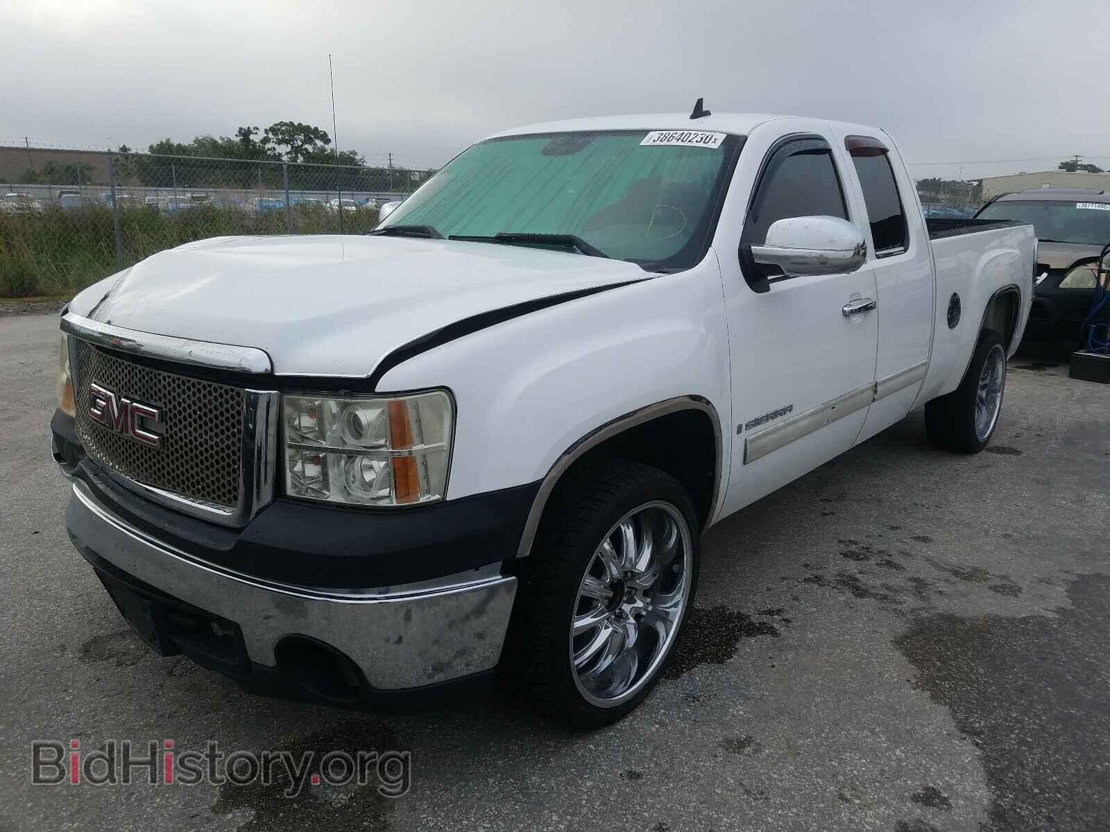 2008 GMC SIERRA - VIN: 1GTEC19X48Z161073 - Фото 2