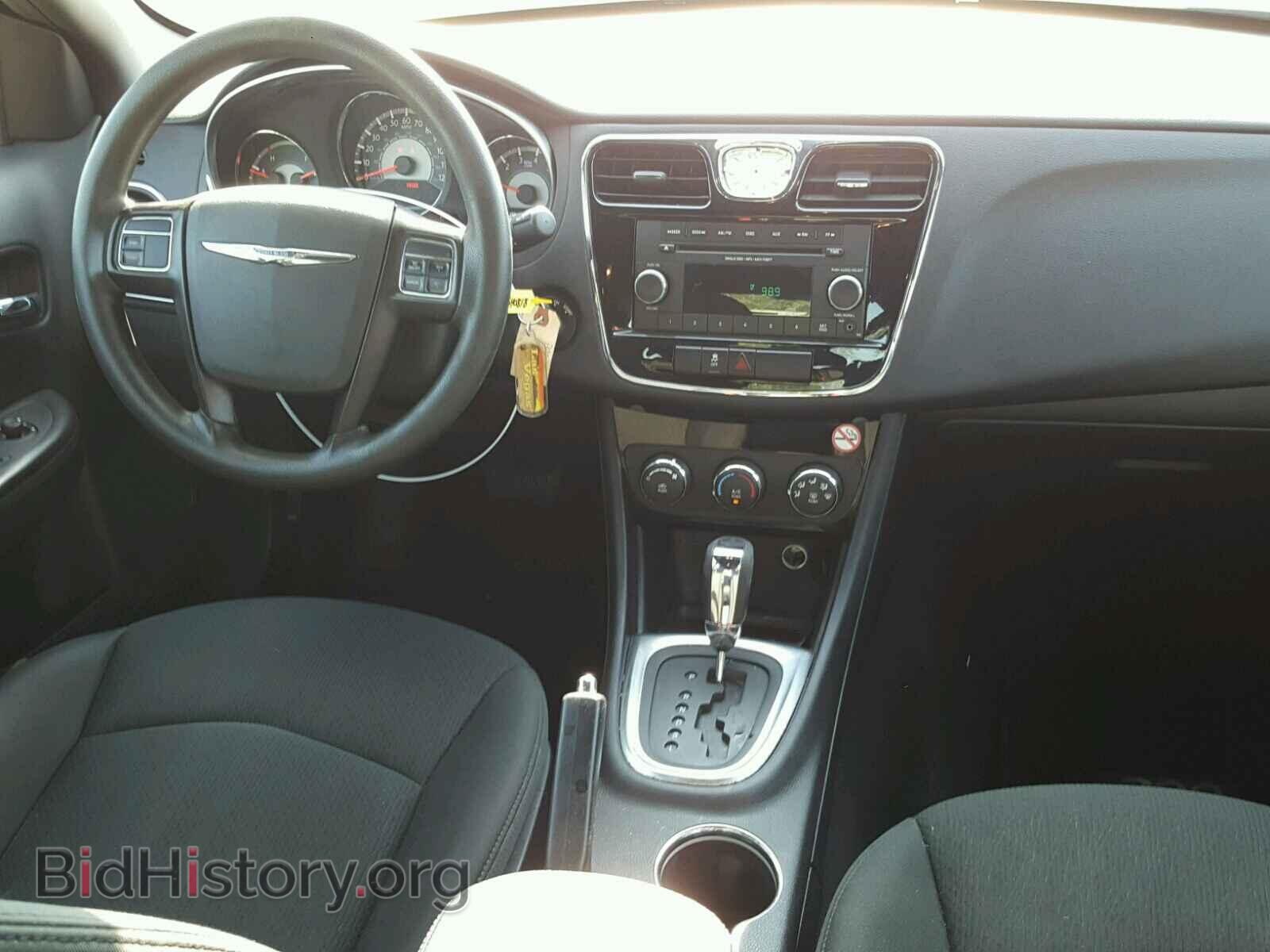 2012 CHRYSLER 200 - VIN: 1C3CCBAB4CN105197 - Фото 9