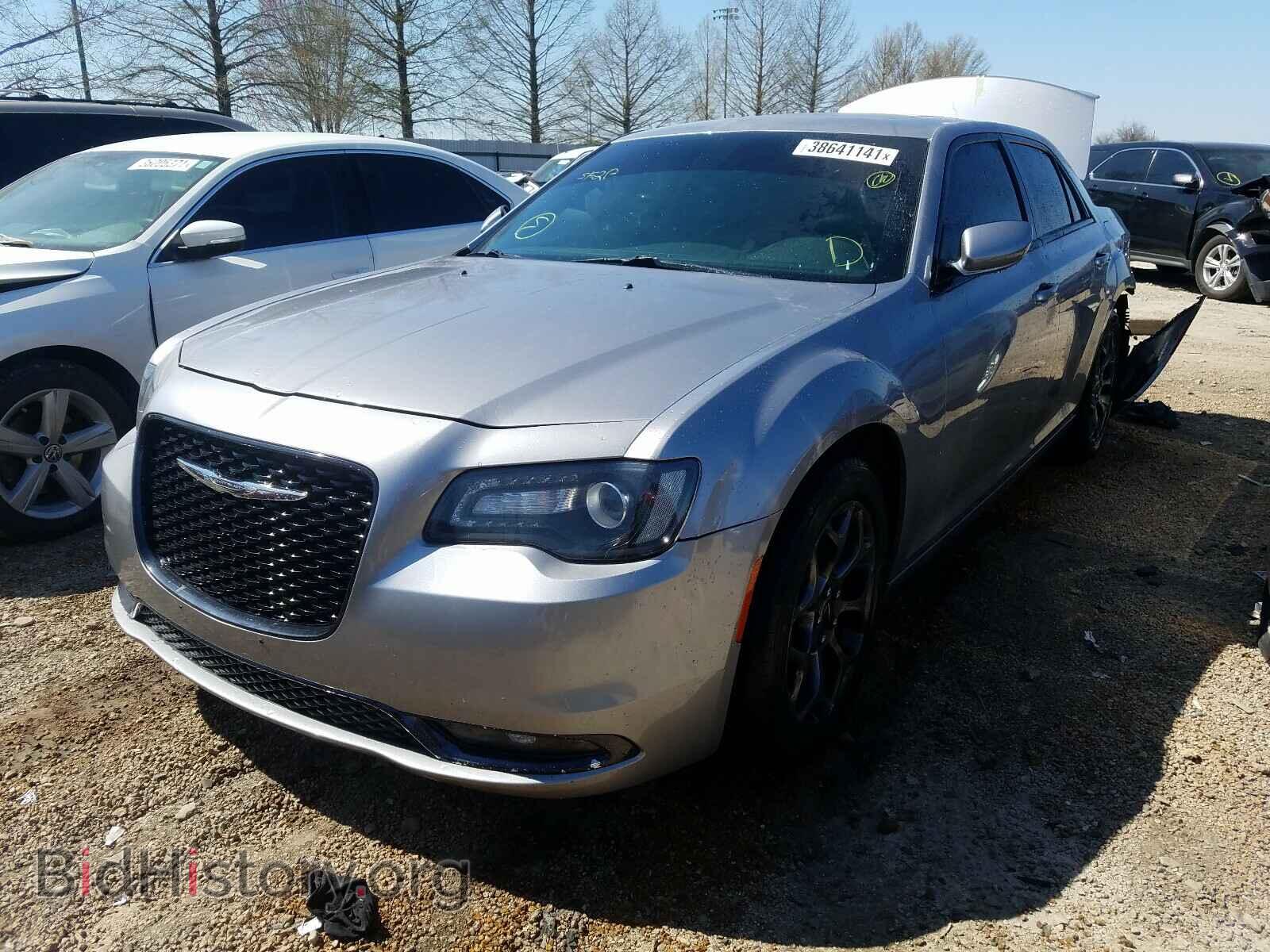 2016 CHRYSLER 300 - VIN: 2C3CCAGG2GH238942 - Фото 2