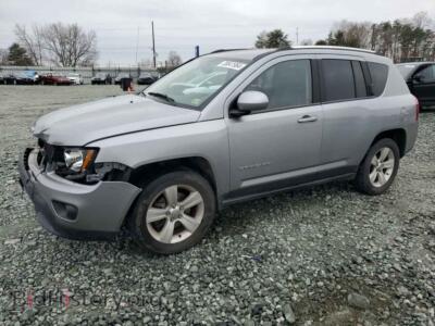 2014 Jeep COMPASS LATITUDE, silver — VIN 1C4NJDEB1ED760801, Copart