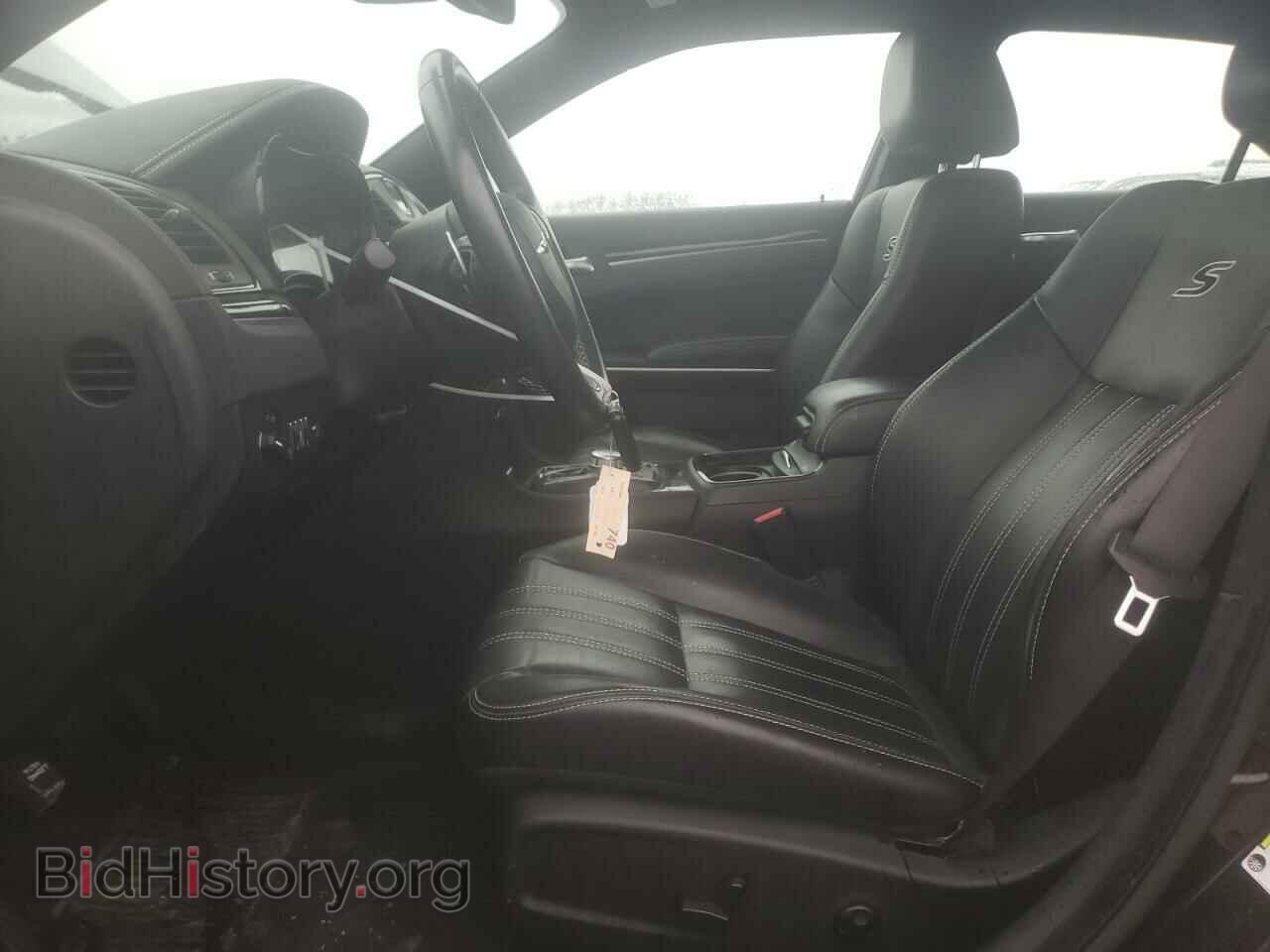 2019 CHRYSLER 300 - VIN: 2C3CCABG6KH666268 - Фото 7