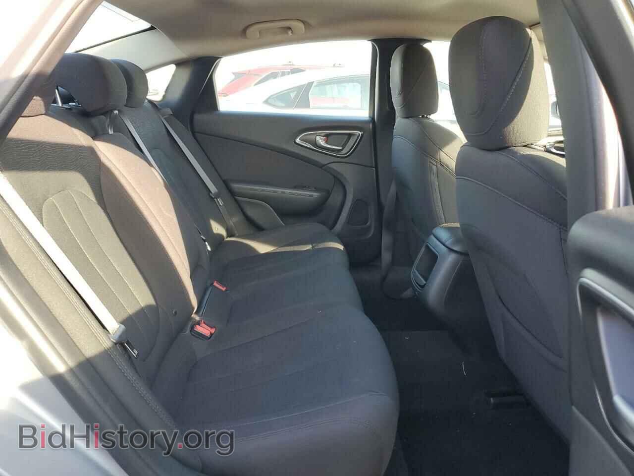 2016 CHRYSLER 200 - VIN: 1C3CCCAB5GN169552 - Фото 10