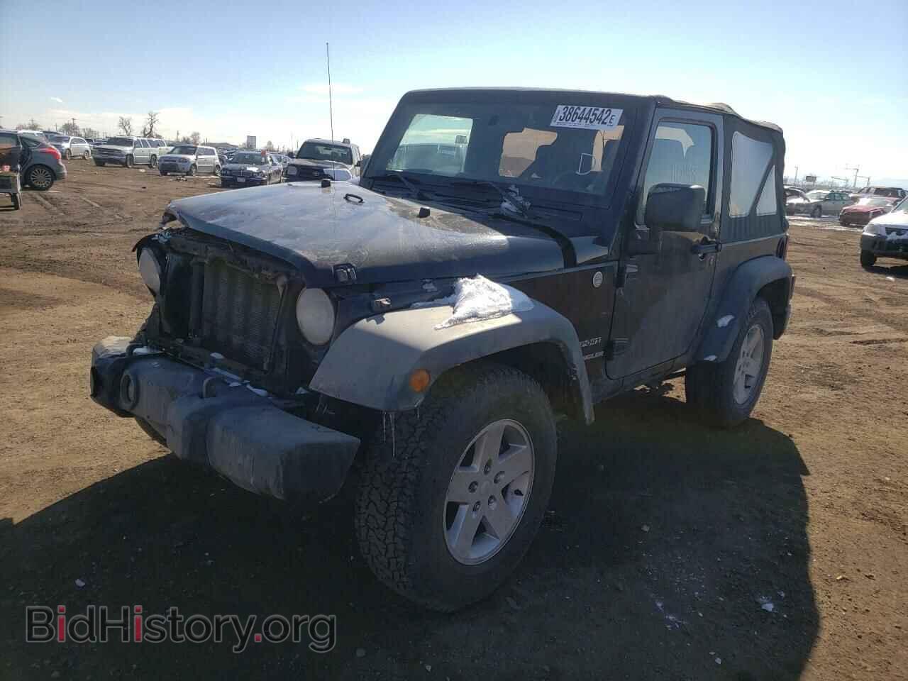 2011 JEEP WRANGLER - VIN: 1J4GA2D10BL500570 - Фото 2