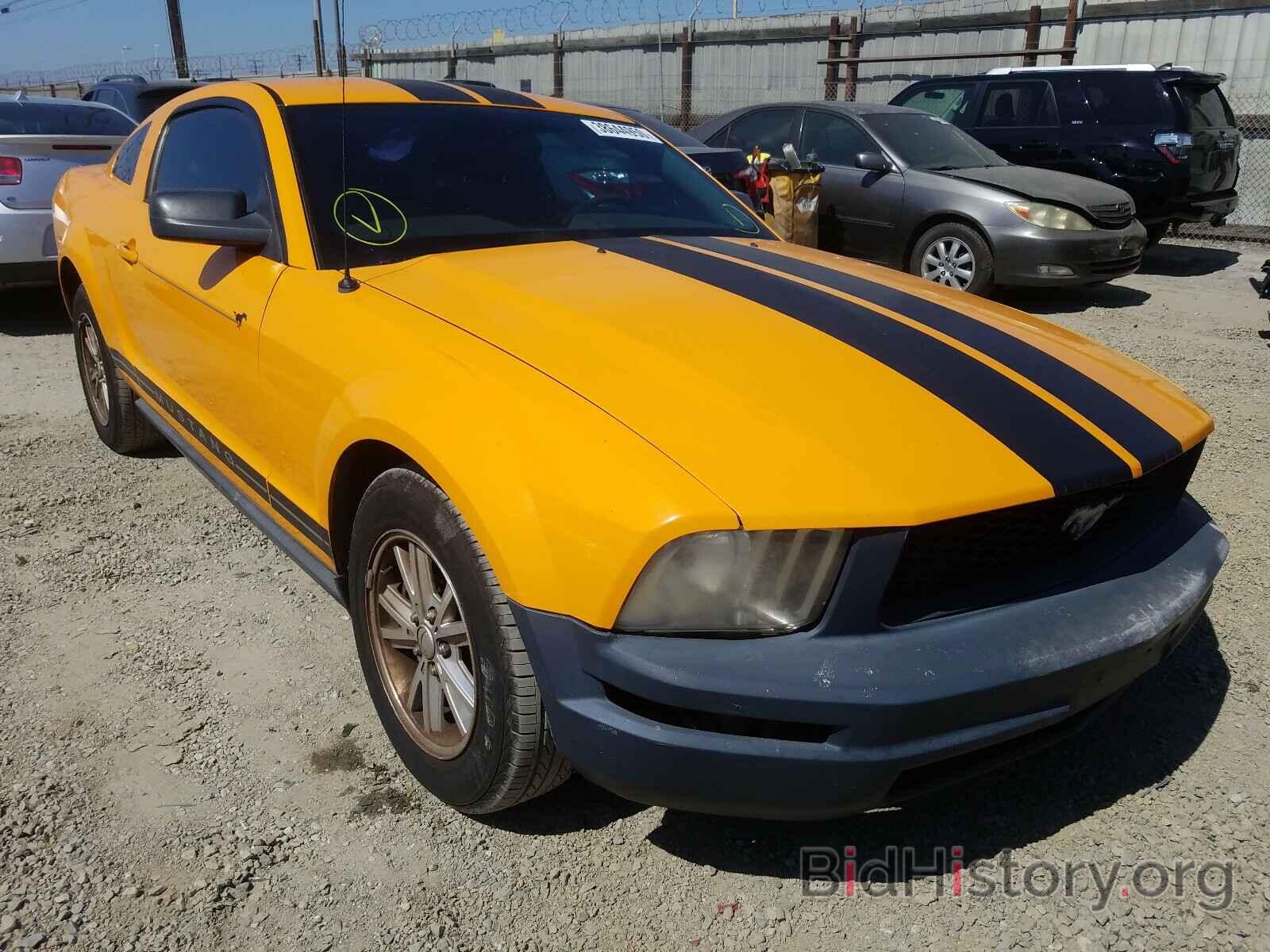 Photo 1ZVHT80N085140808 - FORD MUSTANG 2008