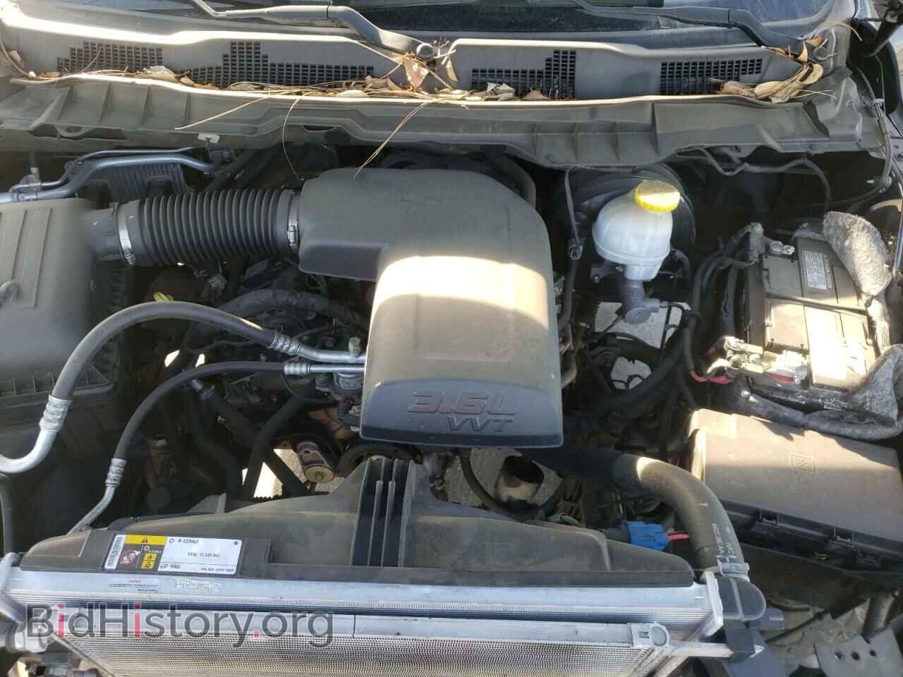 2018 RAM 1500 - VIN: 1C6RR6FG9JS330561 - Фото 7