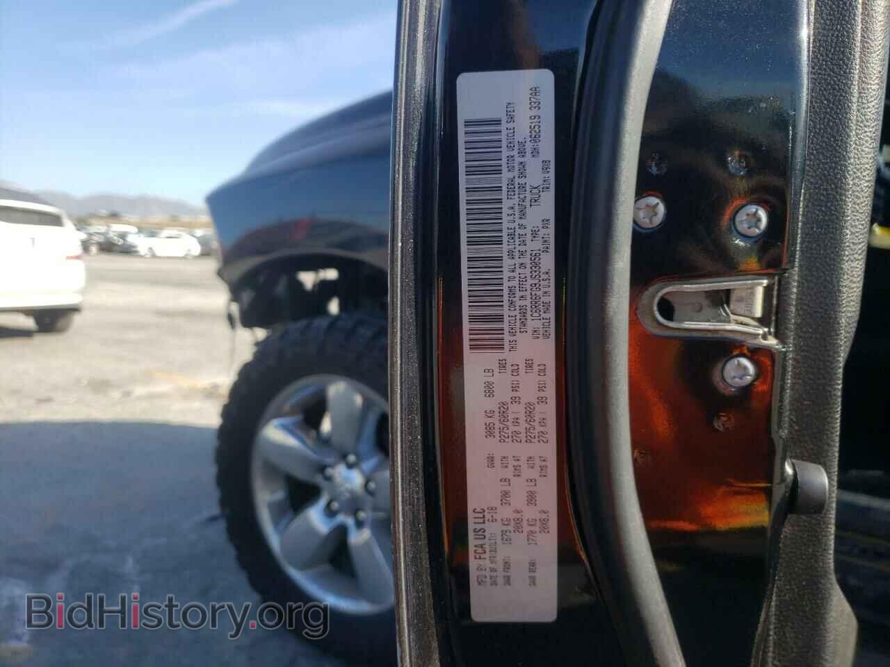 2018 RAM 1500 - VIN: 1C6RR6FG9JS330561 - Фото 10