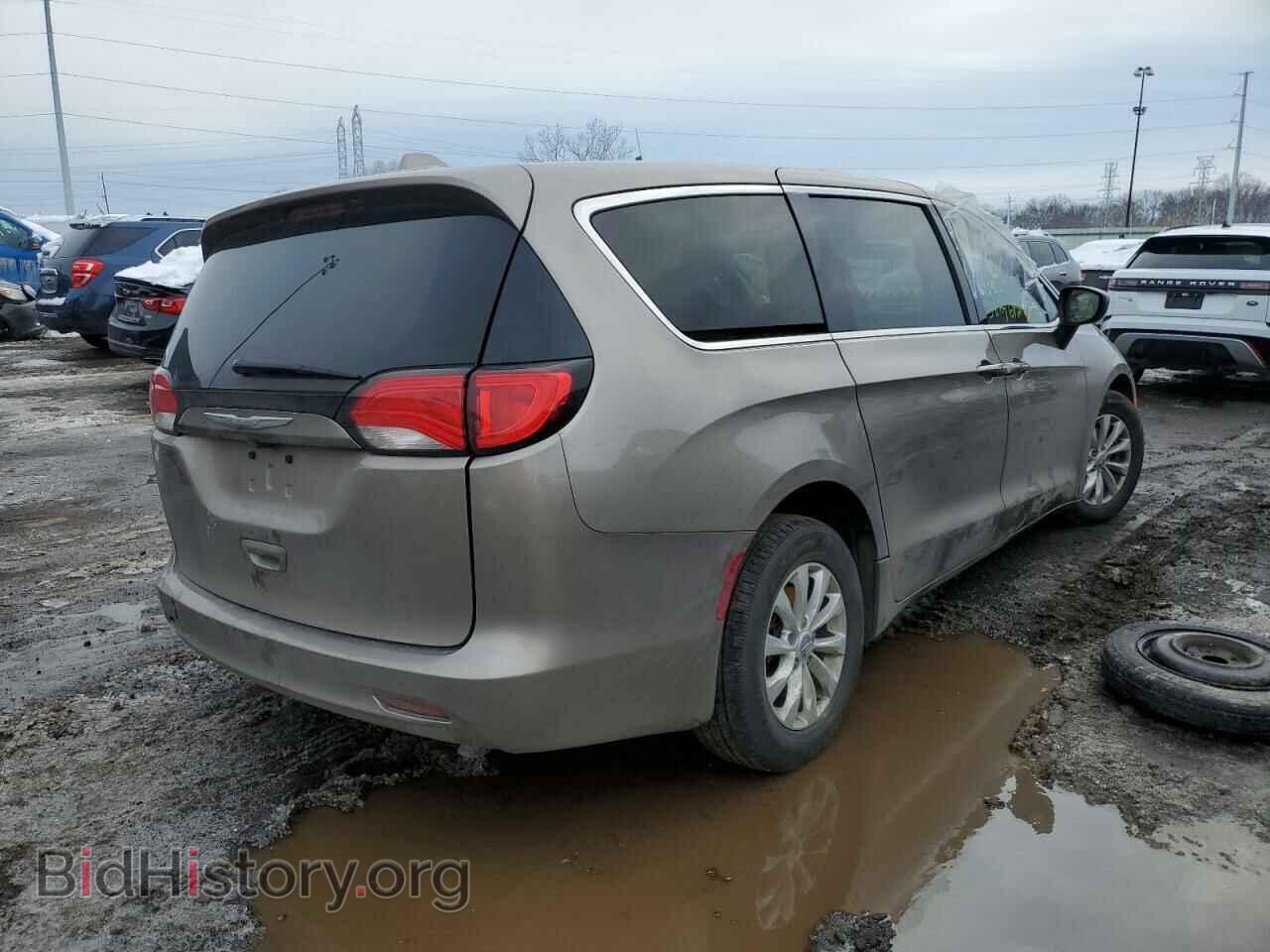 2017 CHRYSLER PACIFICA - VIN: 2C4RC1DGXHR644988 - Photo 3
